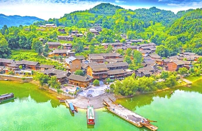 长江上下——第三届中国·酉阳乡村艺术季即将启动